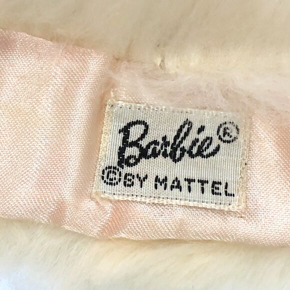 Vintage Mattel 1960s #983 Barbie Enchanted Evening Gown and Fur Stole - Picture 2 of 3